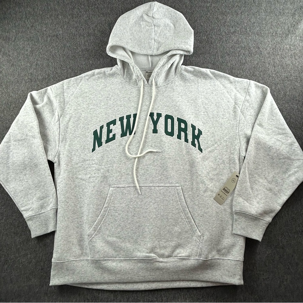 Heather Gray New York Hoodie NWT Women’s Size XL Soft